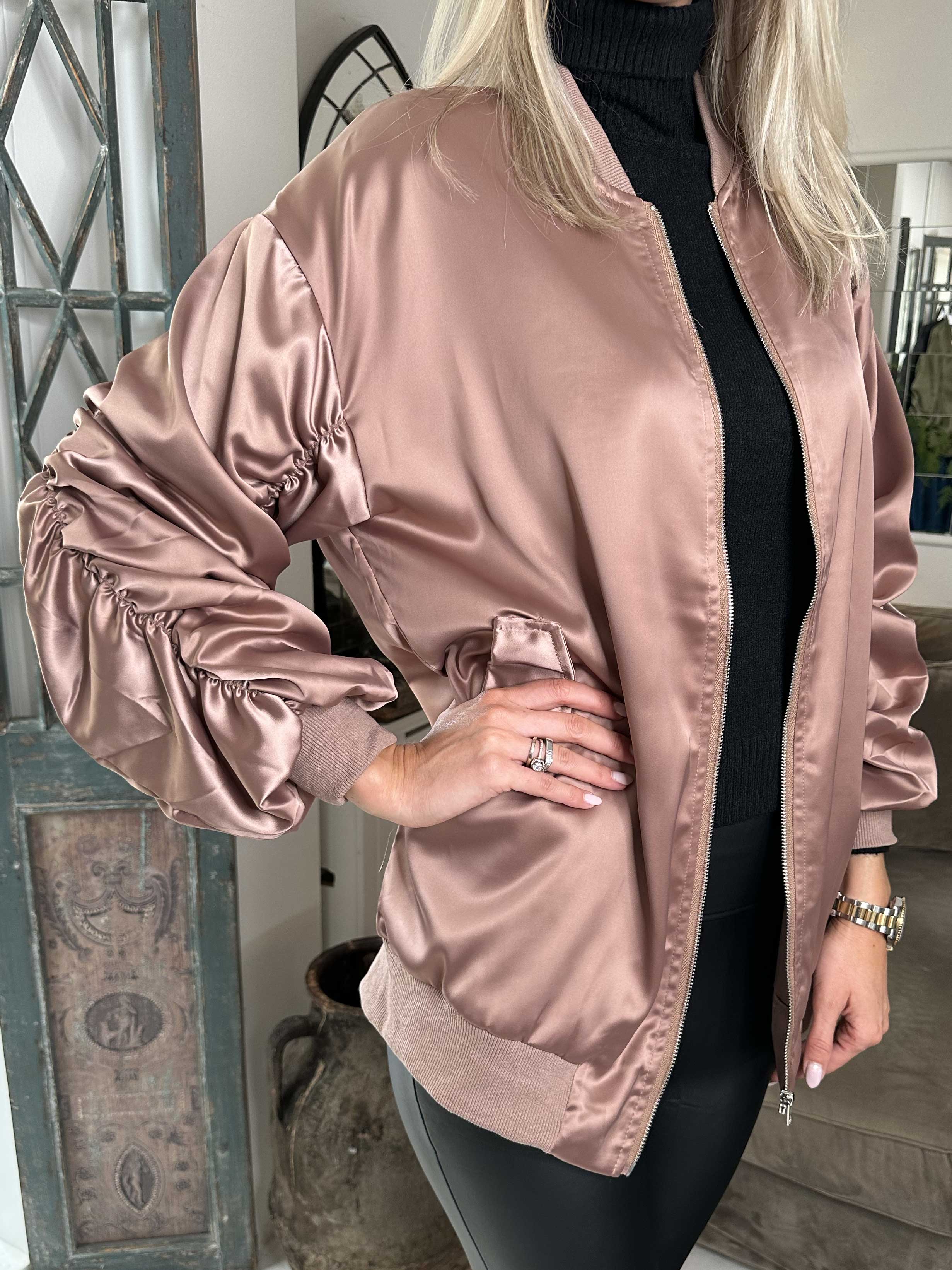 Idalia - Shiny lätt jacka med dragkedja